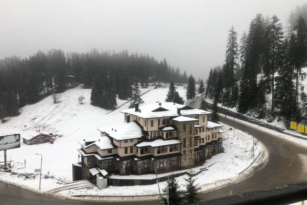 Апартамент Пампорово Палас - Pamporovo Palace Ngoại thất bức ảnh